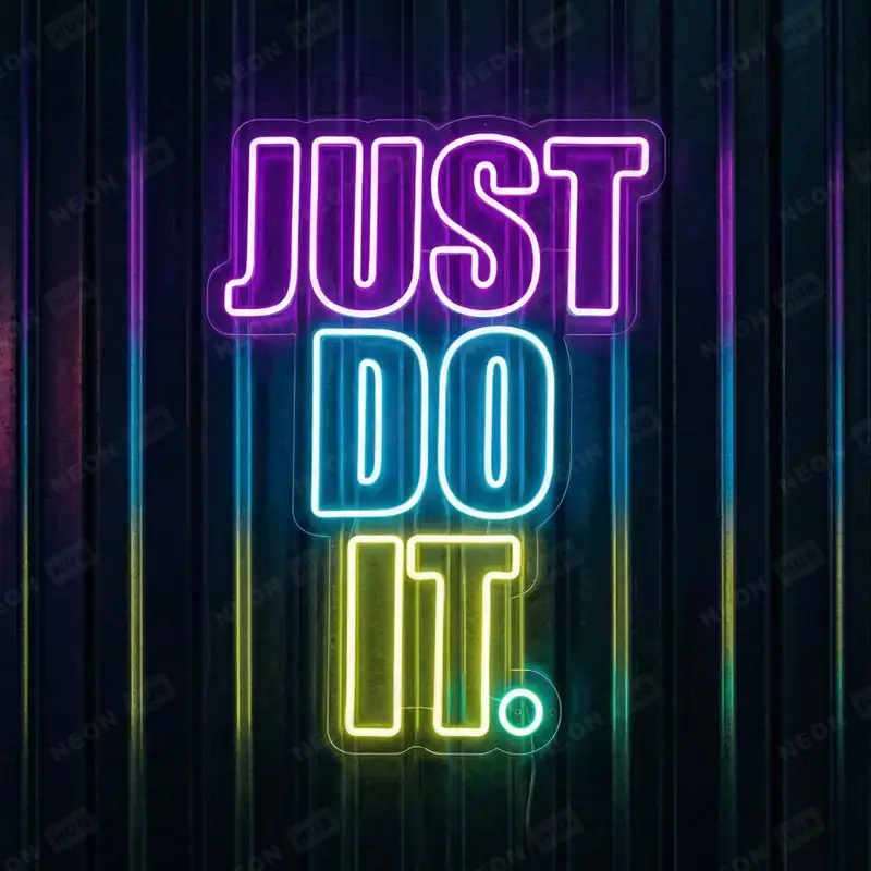 Неоновая вывеска JUST DO IT.