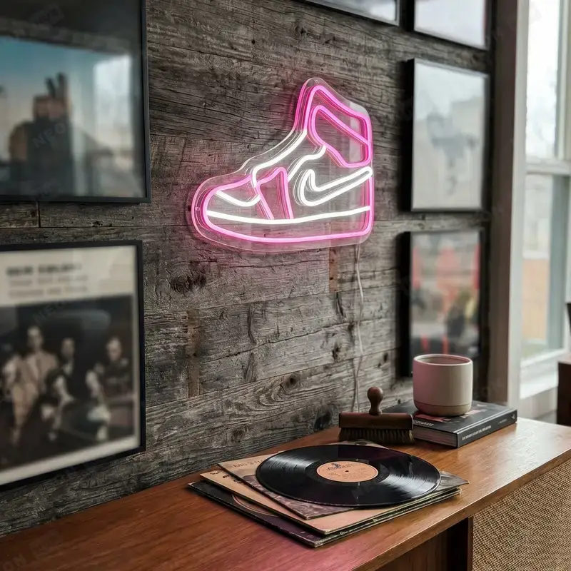 Неоновая вывеска Nike jordan — вид 2